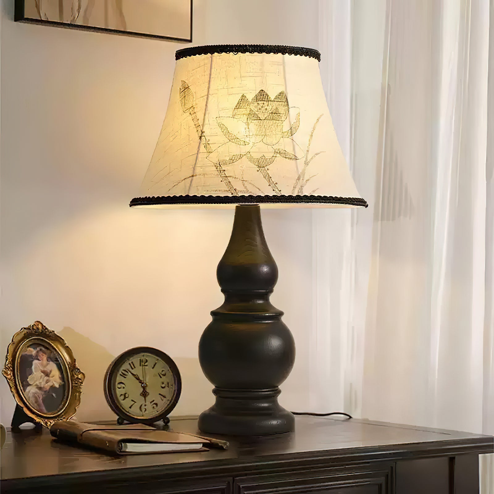 Zen_Lotus_Table_Lamp_11