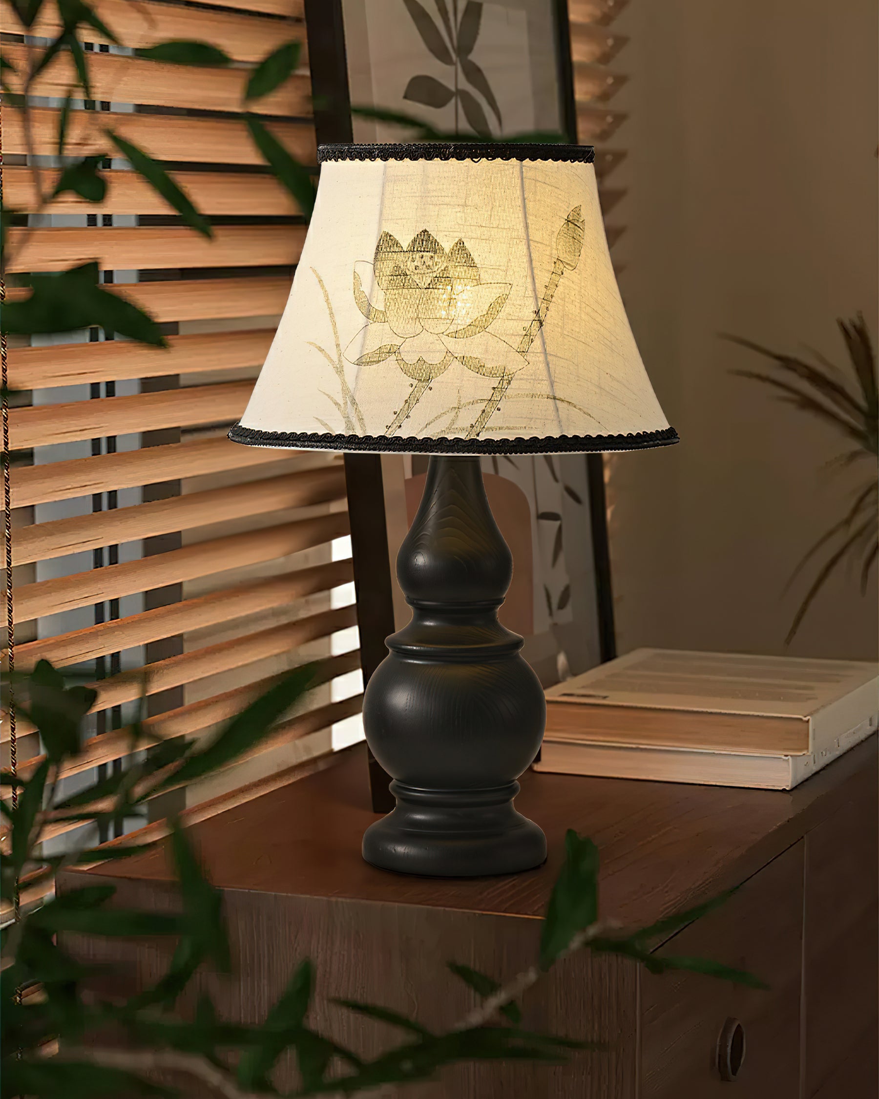 Zen_Lotus_Table_Lamp_12